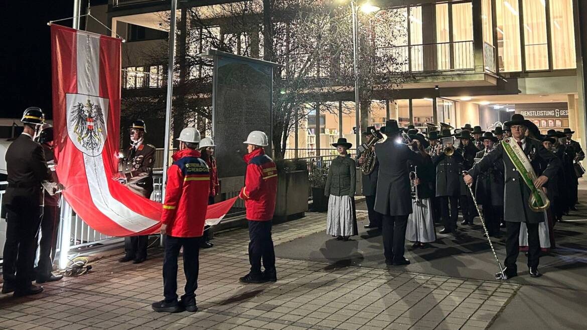 Kirchgang mit Flaggenparade – 25. Oktober 2025 in St. Stefan i. R.
