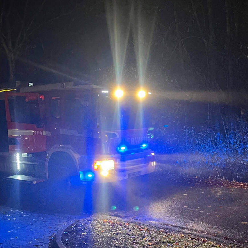 Baum über Straße – 18. November 2025 – Tagensdorf